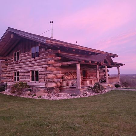 Firefly Creek Lodge Livonia ภายนอก รูปภาพ