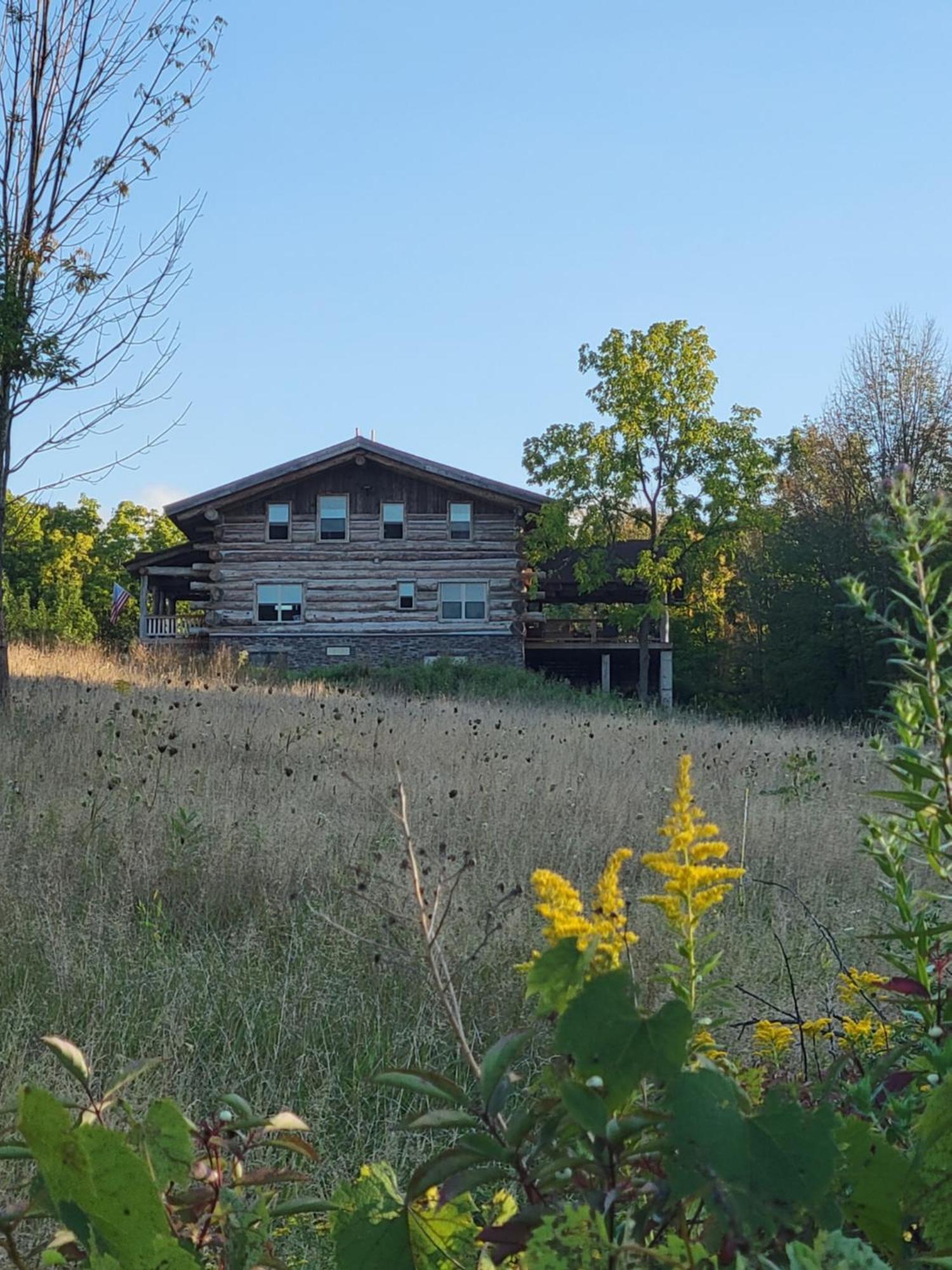Firefly Creek Lodge Livonia ภายนอก รูปภาพ